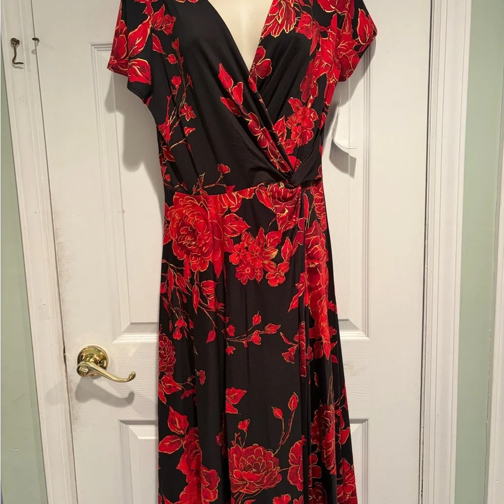 Perceptions NY NWT Floral Faux Wrap Midi Dress Medium Black Red Wedding Guest - Picture 2 of 11